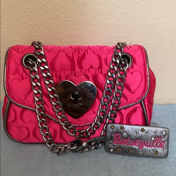 Betsey Johnson Handbags - BETSEY JOHNSON quilted handbag/purse